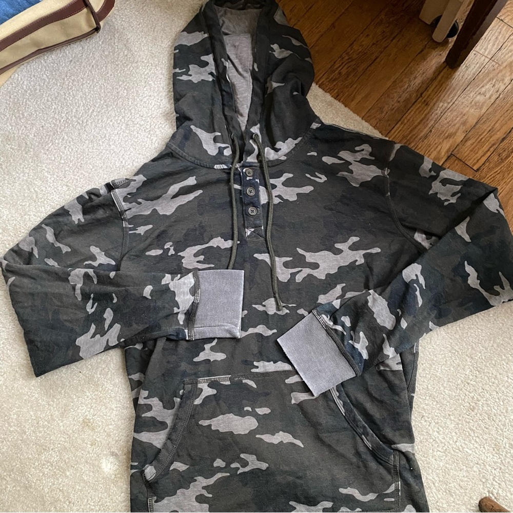 camo hoodie